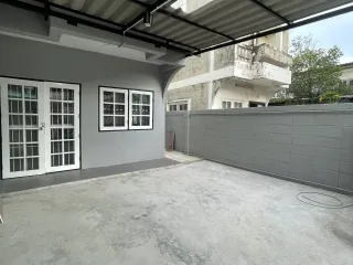 For Rent 2 Bedroom Townhouse In Chom Thong, Bangkok