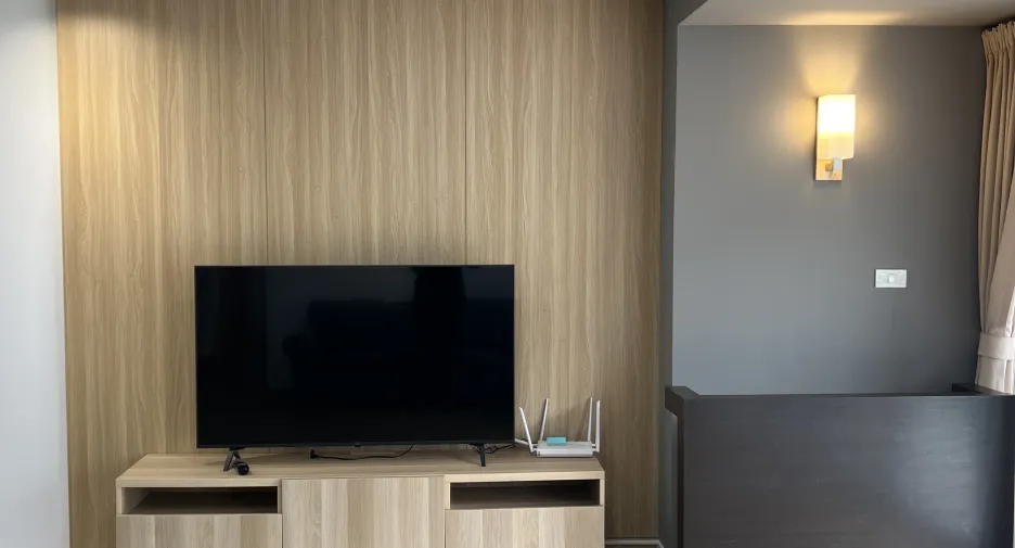 For rent 2 bedrooms condo in Watthana, Bangkok