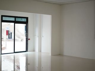 For rent office in Phra Khanong, Bangkok