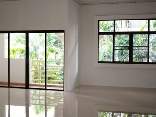 For rent office in Phra Khanong, Bangkok