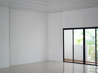 For rent office in Phra Khanong, Bangkok
