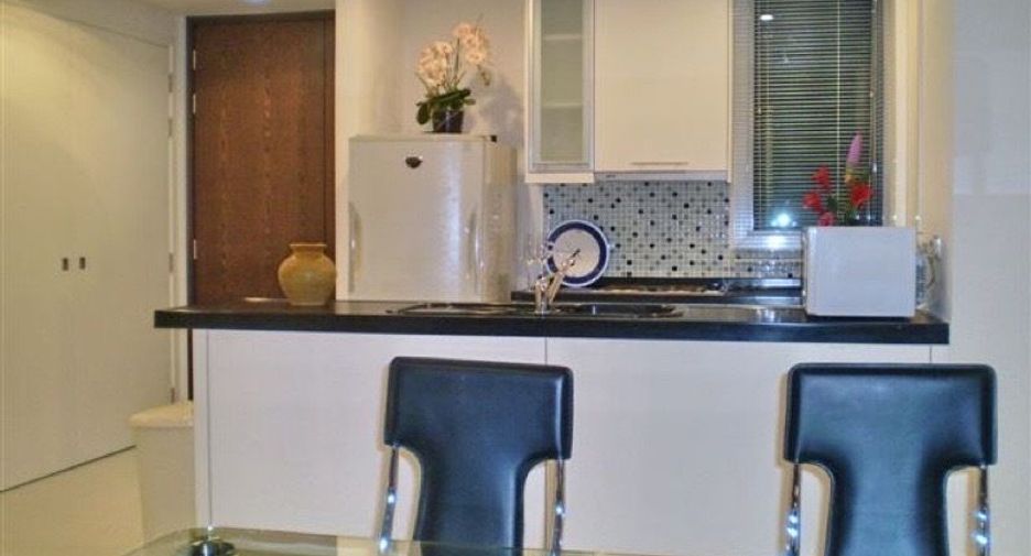 For rent 2 ベッドルーム condo in Pathum Wan, Bangkok