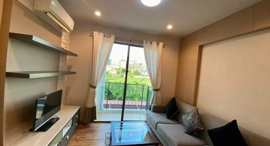 Reihenhaus zur Miete mit 3 Zimmer in Phra Khanong, Bangkok