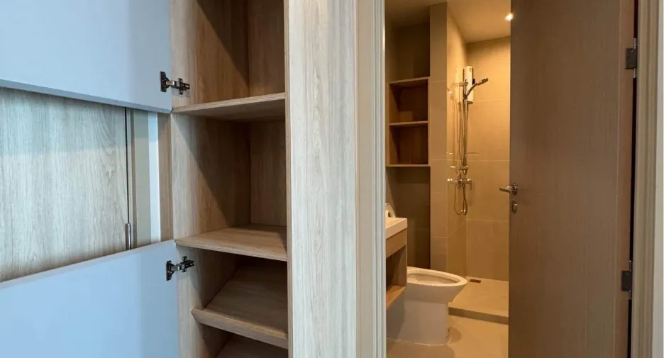 For rent 2 bedrooms condo in Bang Phli, Samut Prakan