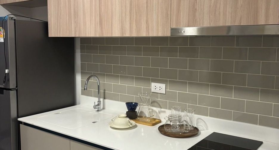 For rent 1 bed condo in Ratchathewi, Bangkok