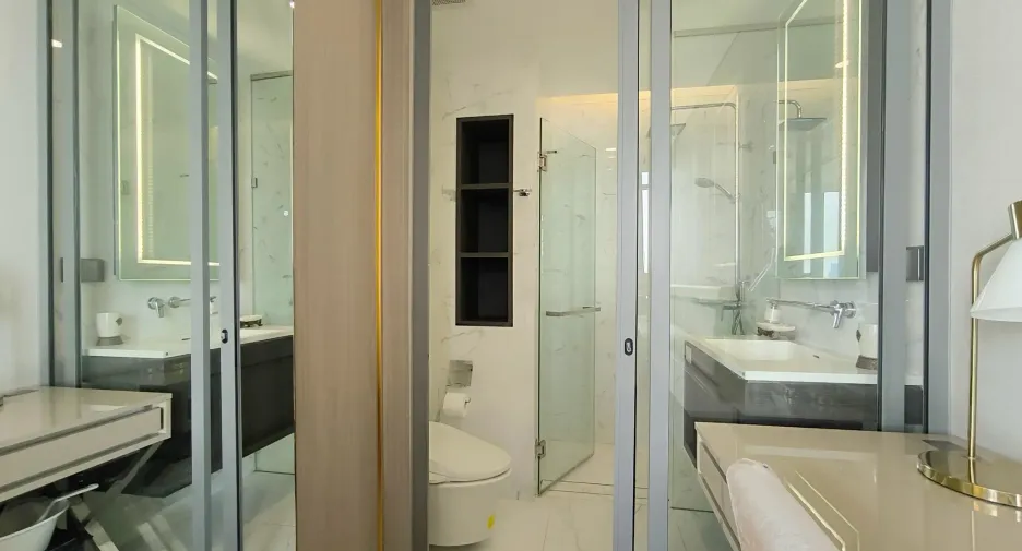 For rent 1 bed condo in Khlong Toei, Bangkok