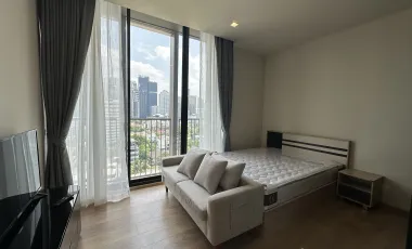 Wohnung zur Miete mit Studio in Watthana, Bangkok