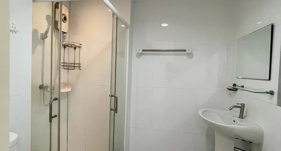 For rent 2 bedrooms condo in Phra Khanong, Bangkok
