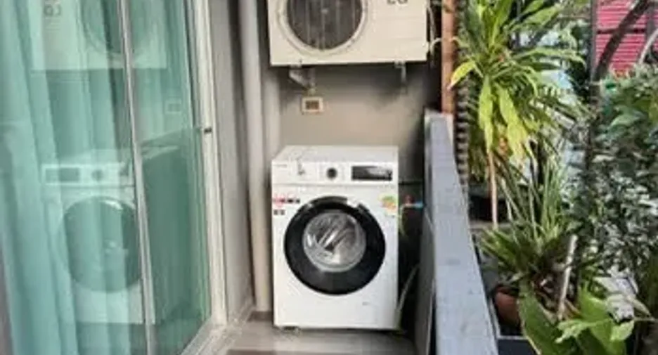 For rent 2 bedrooms condo in Phra Khanong, Bangkok