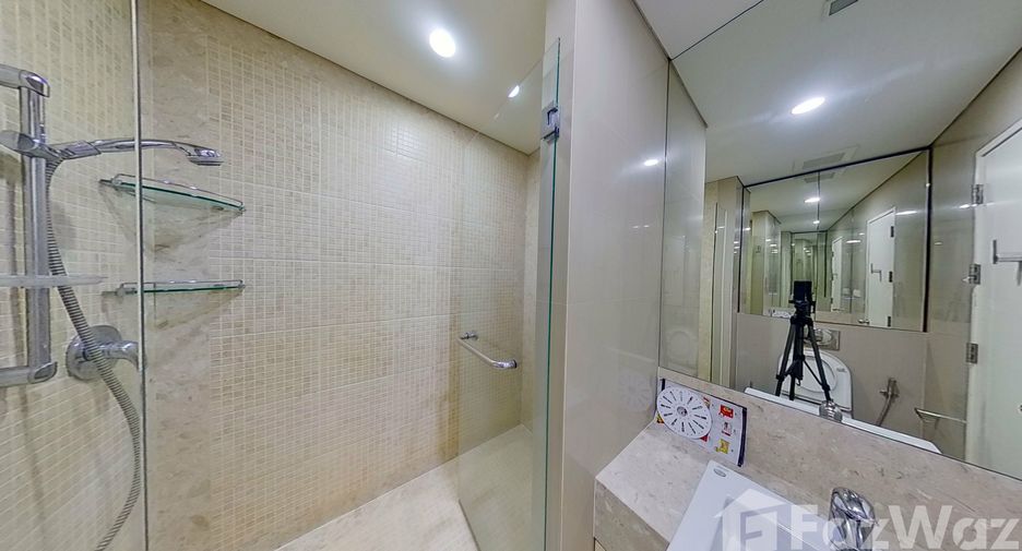 À louer 4 chambres condo à Pathum Wan, Bangkok