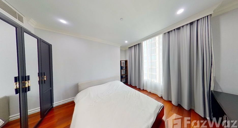 À louer 4 chambres condo à Pathum Wan, Bangkok