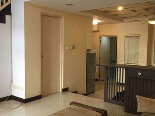 For rent 3 ベッドルーム townhouse in Phra Khanong, Bangkok