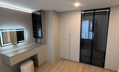 À louer 2 chambres condo à Khlong Toei, Bangkok