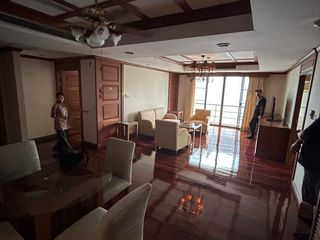 For rent 2 bedrooms apartment in Watthana, Bangkok