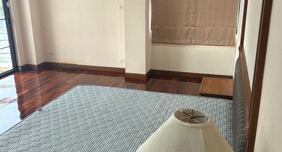 Apartamento en alquiler de 2 habitaciones en Watthana, Bangkok