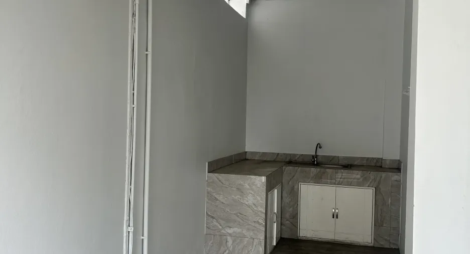 For rent 1 bed retail Space in Bang Rak, Bangkok