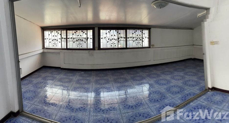 Reihenhaus zur Miete mit 3 Zimmer in Thawi Watthana, Bangkok