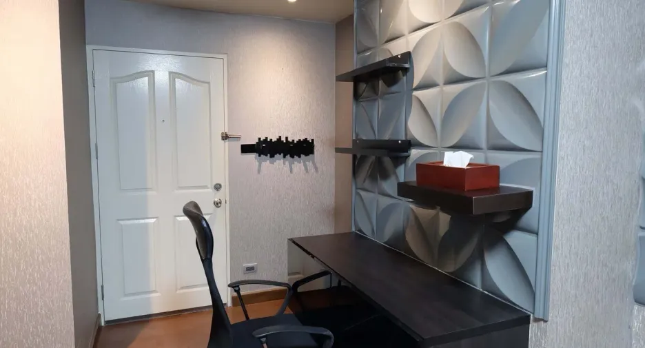 For rent 2 bedrooms condo in Phra Khanong, Bangkok