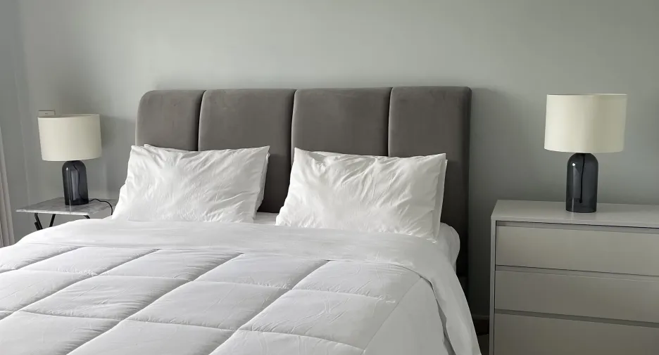 For rent 3 bedrooms condo in Huai Khwang, Bangkok