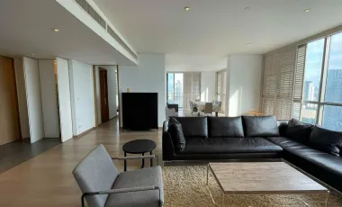 For rent 3 ベッドルーム condo in Khlong Toei, Bangkok