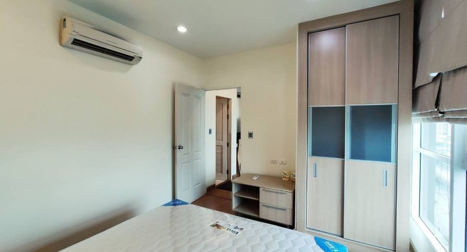 For rent 1 bed condo in Yan Nawa, Bangkok