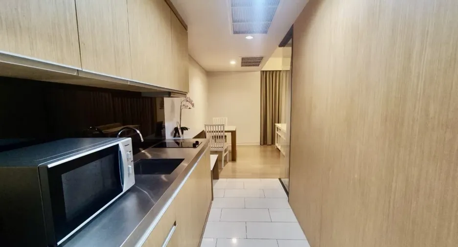 For rent 1 bed condo in Watthana, Bangkok