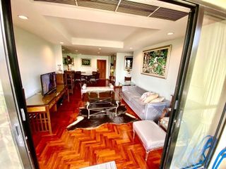 For rent 2 bedrooms condo in Yan Nawa, Bangkok