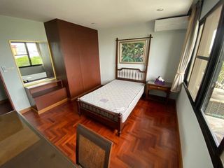 For rent 2 bedrooms condo in Yan Nawa, Bangkok