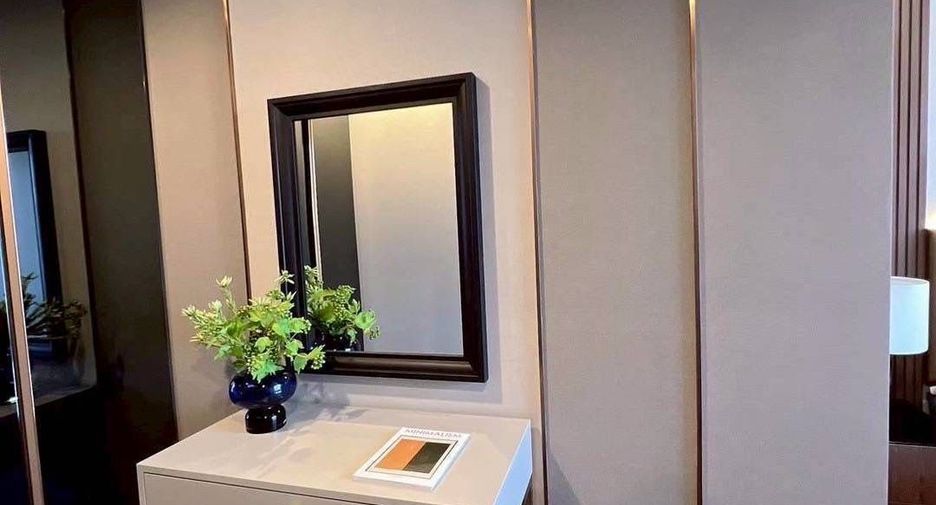 For rent 1 bed condo in Khlong Toei, Bangkok