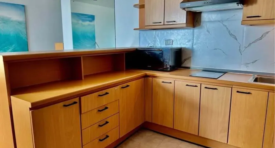 Condo en alquiler de 2 habitaciones en Khlong Toei, Bangkok
