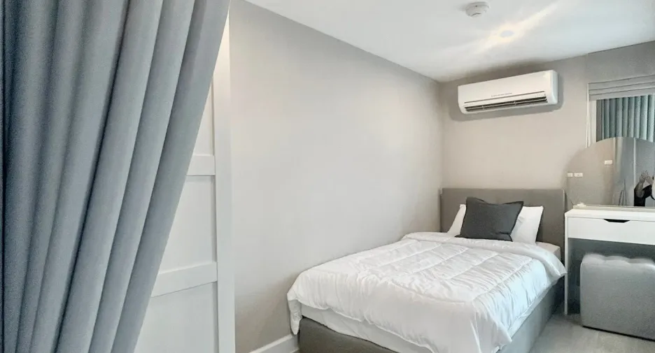 Condo en alquiler de 2 habitaciones en Bang Sue, Bangkok