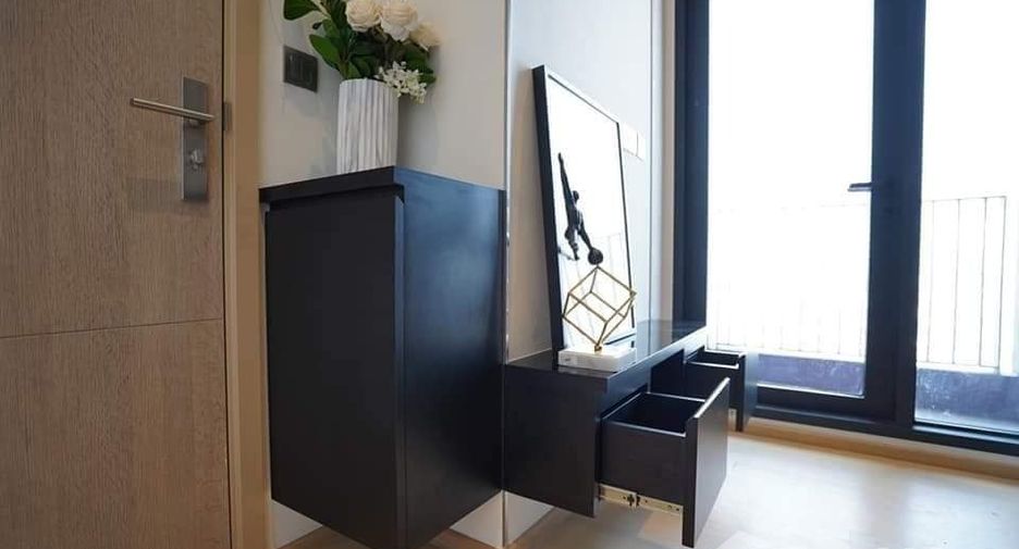 For rent 1 bed condo in Huai Khwang, Bangkok