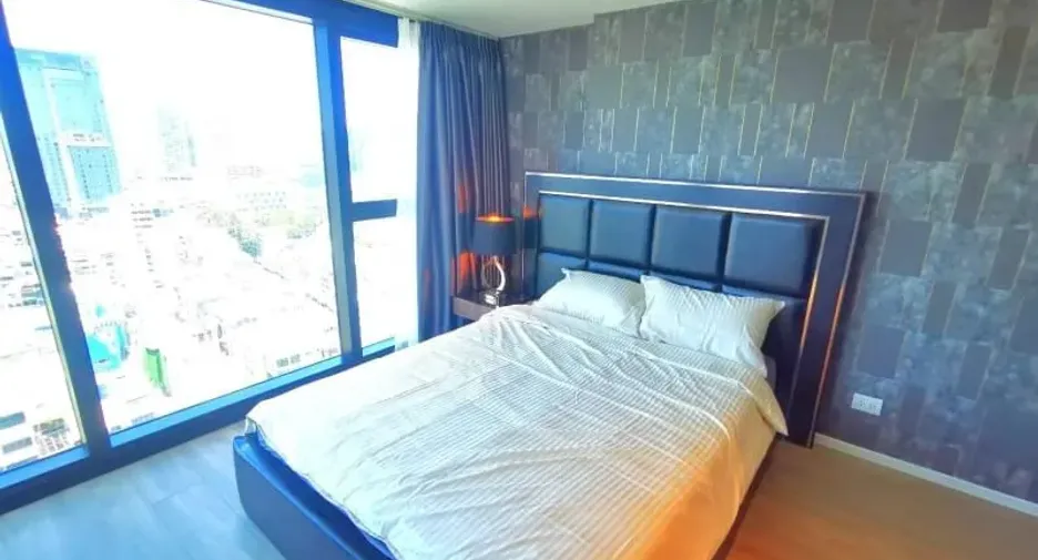 For rent 2 bedrooms condo in Sathon, Bangkok