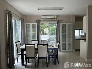 For rent 3 bedrooms house in Bang Kapi, Bangkok