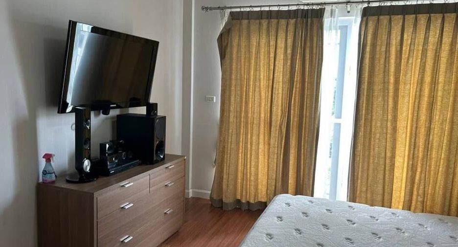 For rent 3 bedrooms house in Bang Kapi, Bangkok