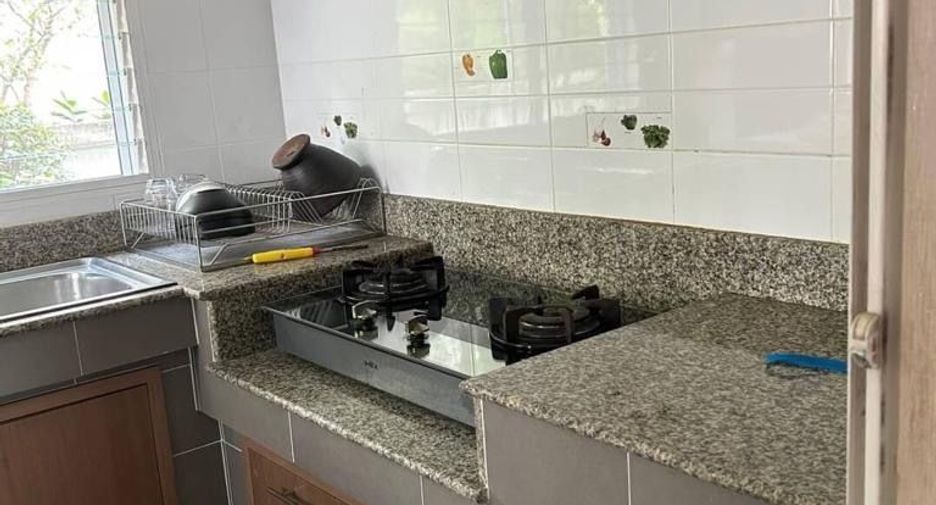 For rent 3 bedrooms house in Bang Kapi, Bangkok