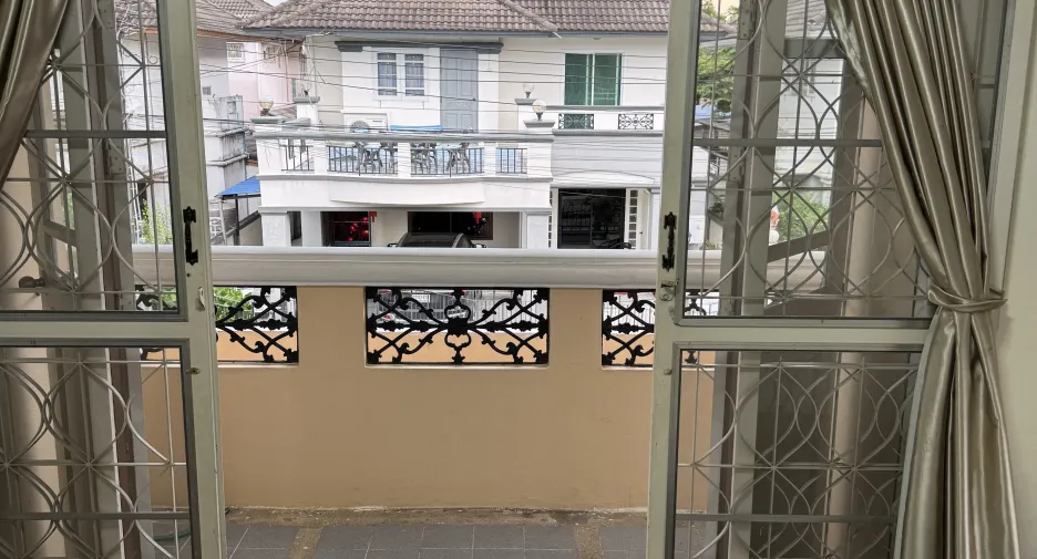 Casa en alquiler de 3 habitaciones en Lat Krabang, Bangkok