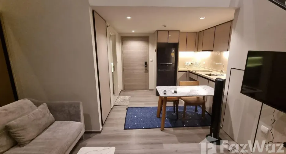 For rent 1 bed condo in Phaya Thai, Bangkok