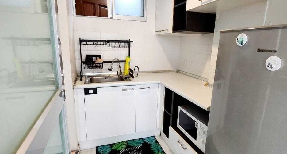 For rent 1 bed condo in Huai Khwang, Bangkok