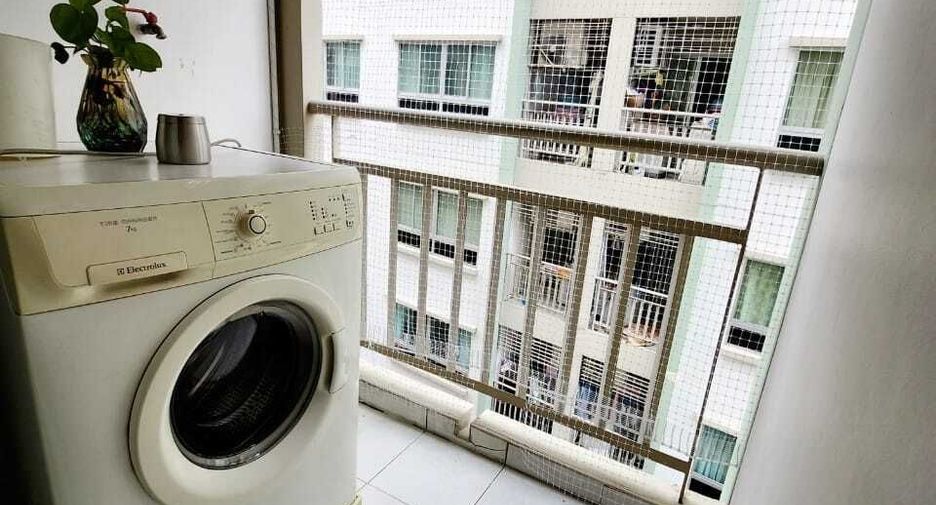 For rent 1 bed condo in Huai Khwang, Bangkok