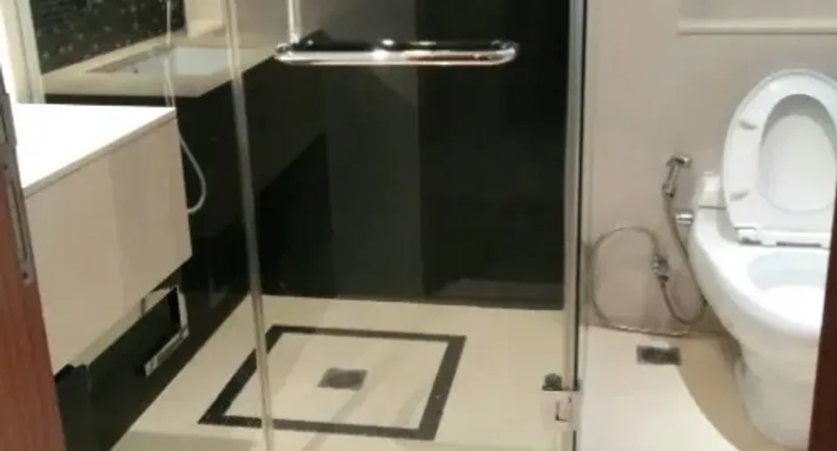 For rent 2 ベッドルーム condo in Khlong Toei, Bangkok