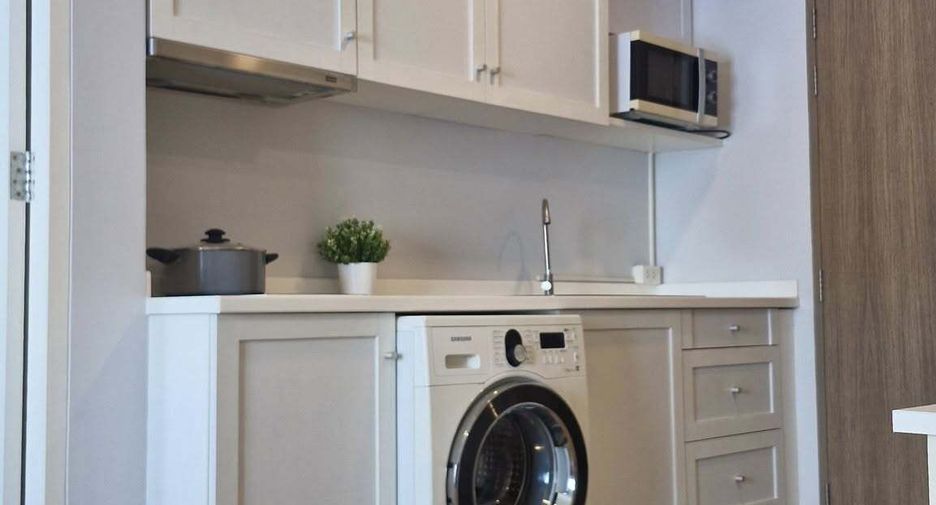 For rent 1 bed condo in Khlong Toei, Bangkok