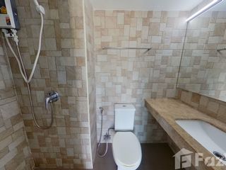 Wohnung zur Miete mit 1 Zimmer in Huai Khwang, Bangkok