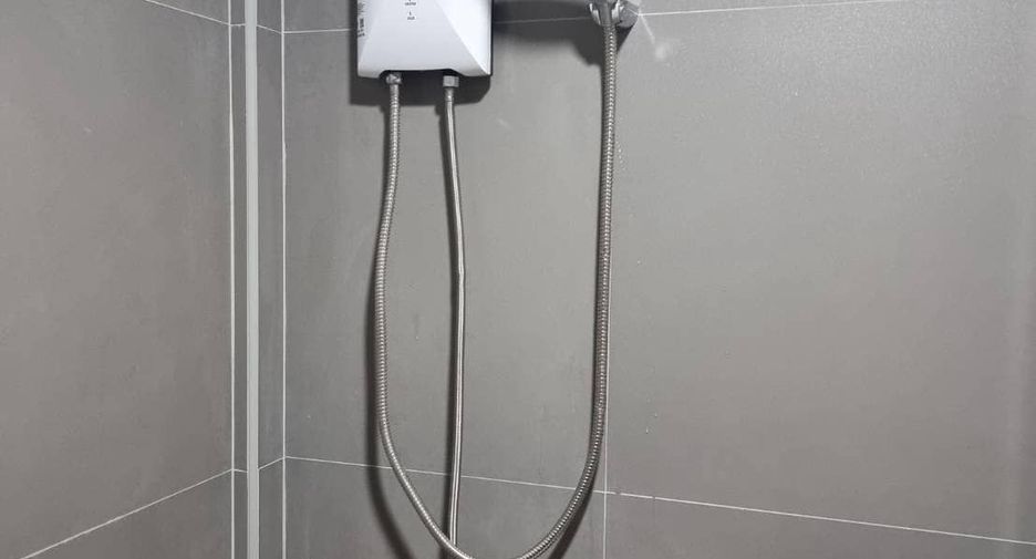 For rent 2 bedrooms house in Bang Na, Bangkok