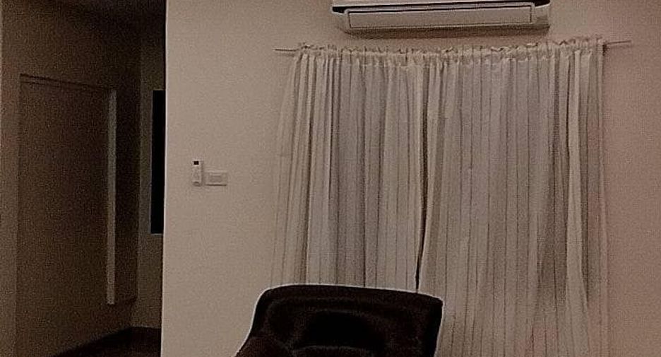 For rent 2 bedrooms house in Bang Na, Bangkok