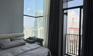 For rent 2 bedrooms condo in Ratchathewi, Bangkok