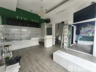Аренда торговое помещение в Щаттхана, Бангкок