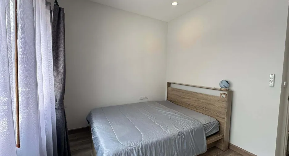 Casa adosada en alquiler de 2 habitaciones en Sai Mai, Bangkok