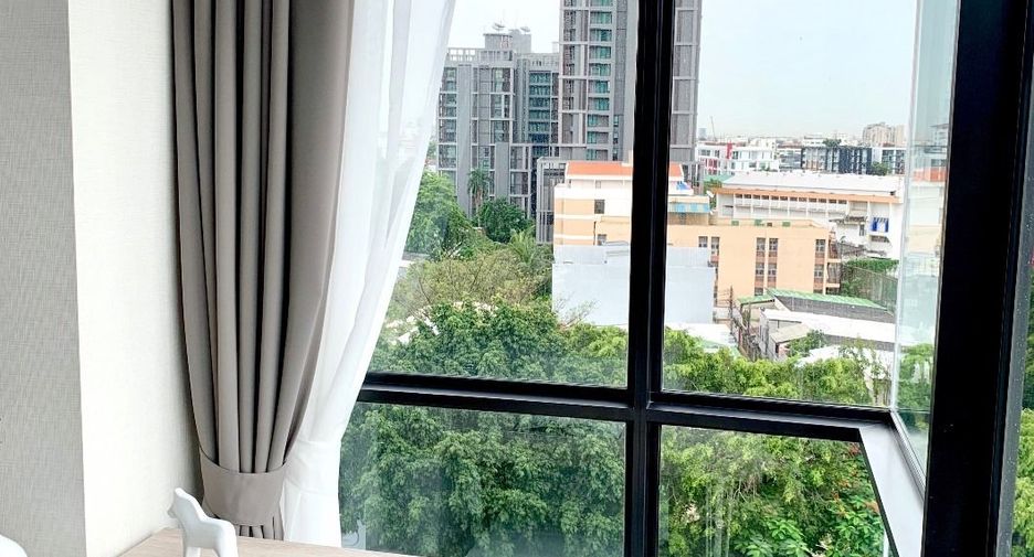 For rent 2 ベッドルーム condo in Watthana, Bangkok