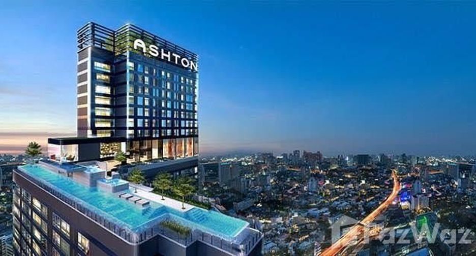 For rent 2 bedrooms condo in Bang Rak, Bangkok